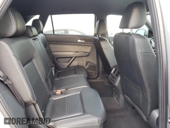 2021 Volkswagen Atlas SE with VIN 1V2LC2CA8MC240386, listed as a Copart auction lot 79628244 with 32,747 mi miles and Clean title. Bid and sale history available at DreamBid. Image 11.