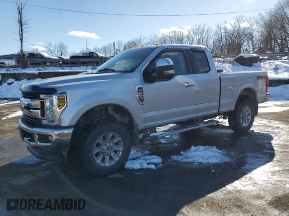 2018 Ford F-250 XL with VIN 1FT7X2B60JEC85973, listed as a Copart auction lot 44386435 with 72,092 mi miles and Salvage title. Bid and sale history available at DreamBid. Image 1.