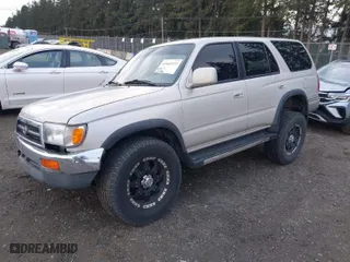 1998 Toyota 4Runner SR5 with VIN JT3HN86R0W0156710, listed as a IAAI auction lot 41645133 with 323,751 mi miles. Bid and sale history available at carsss.com. Image 2.