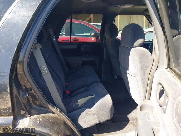 2000 Chevrolet Blazer LT with VIN 1GNDT13W0Y2353621, listed as a IAAI auction lot 42053605 with 164,160 mi miles. Bid and sale history available at carsss.com. Image 8.