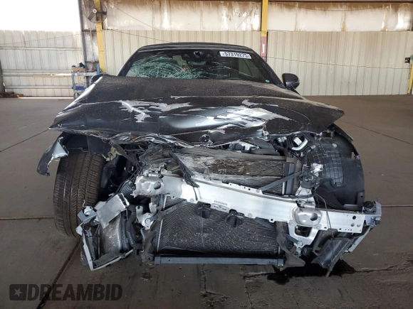 2017 Mercedes-Benz C 63 AMG with VIN WDDWK8GB4HF503779, listed as a Copart auction lot 57319275 with 25,924 mi miles and Clean title. Bid and sale history available at DreamBid. Image 5.