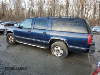 1997 Chevrolet Suburban with VIN 3GNFK16R6VG120489, listed as a Copart auction lot 44324705 with 218,764 mi miles and Salvage Title. Bid and sale history available at carsss.com. Image 2.