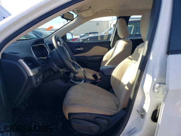 2016 Jeep Cherokee Sport с VIN 1C4PJLAB5GW233814, выставлен на аукционе Copart как лот 47597045 с пробегом 72 605 миль миль и Списание • Salvage title. История ставок и продаж доступна на DreamBid. Изображение 7.