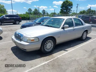 2009 Mercury Grand Marquis LS z VIN 2MEHM75V89X608107, wystawiony jako IAAI lot #42353116 z przebiegiem 82 261 mil mil oraz . Historia ofert i sprzedaży dostępna na DreamBid. Obrazek 2.