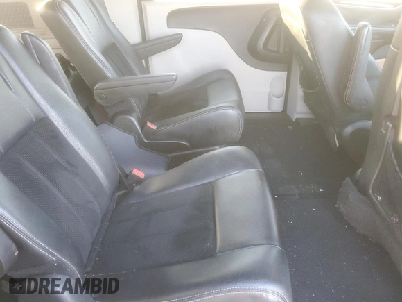 2018 Dodge Grand Caravan SXT with VIN 2C4RDGCG5JR300850, listed as a Copart auction lot 51983355 with Not Provided miles and Salvage Title. Bid and sale history available at DreamBid. Image 10.