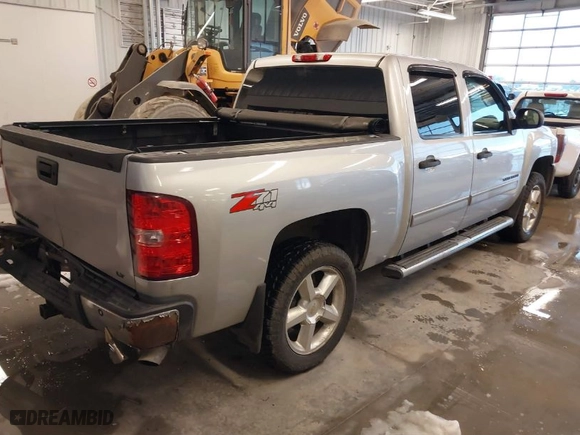 2012 Chevrolet Silverado 1500 LT with VIN 3GCPKSE74CG234863, listed as a IAAI auction lot 41246423 with 158,878 mi miles. Bid and sale history available at carsss.com. Image 4.