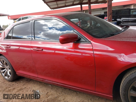 2014 Chrysler 300 S with VIN 2C3CCABG4EH254029, listed as a IAAI auction lot 41711501 with 161,067 mi miles and . Bid and sale history available at carsss.com. Image 13.