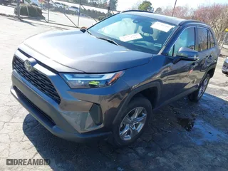 2022 Toyota RAV4 XLE with VIN 2T3W1RFVXNW201664, listed as a IAAI auction lot 41781586 with 59,236 mi miles. Bid and sale history available at carsss.com. Image 2.