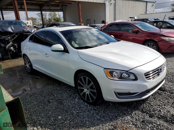 2016 Volvo S60 Inscription T5 Drive-E Premier with VIN LYV402FK8GB092039, listed as a Copart auction lot 85234634 with NaN miles and Salvage Title. Bid and sale history available at carsss.com. Image 4.