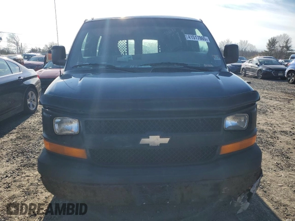 2003 Chevrolet Express Cargo with VIN 1GCFG25T731122552, listed as a Copart auction lot 41517865 with Not Provided miles and Clean Title. Bid and sale history available at DreamBid. Image 5.