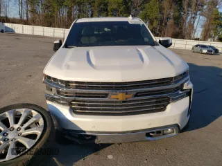 2019 Chevrolet Silverado 1500 High Country with VIN 1GCUYHEL9KZ311727, listed as a Copart auction lot 43365025 with 163,629 mi miles and Salvage Title. Bid and sale history available at carsss.com. Image 5.