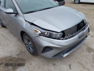 2023 Kia Forte LXS with VIN 3KPF24AD1PE548359, listed as a IAAI auction lot 41899750 with 31,546 mi miles and . Bid and sale history available at DreamBid. Image 17.