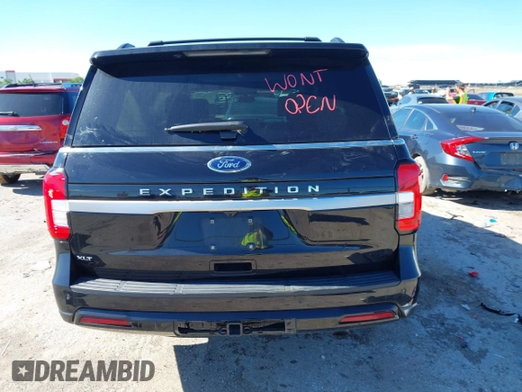 2022 Ford Expedition XLT z VIN 1FMJU1HTXNEA03300, wystawiony jako IAAI lot #42218479 z przebiegiem 32 300 mil mil oraz . Historia ofert i sprzedaży dostępna na DreamBid. Obrazek 16.