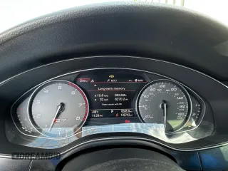2013 Audi S7 Prestige with VIN WAUW2AFCXDN147332, listed as a Copart auction lot 42862305 with 139,742 mi miles and Clean Title. Bid and sale history available at carsss.com. Image 8.