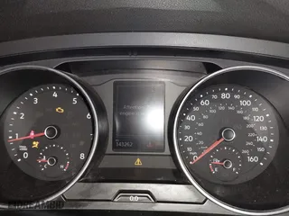 2019 Volkswagen Tiguan S with VIN 3VV0B7AX3KM075498, listed as a IAAI auction lot 41501778 with 143,262 mi miles. Bid and sale history available at carsss.com. Image 7.