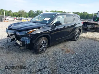 2023 Toyota Highlander L with VIN 5TDKDRAHXPS511843, listed as a IAAI auction lot 42497942 with 41,554 mi miles and . Bid and sale history available at DreamBid. Image 20.
