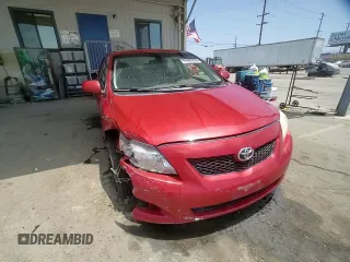 2010 Toyota Corolla z VIN 2T1BU4EE7AC397996, wystawiony jako Copart lot #61697225 z przebiegiem 180 177 mil mil oraz Szkoda całkowita • Salvage title. Historia ofert i sprzedaży dostępna na DreamBid. Obrazek 13.