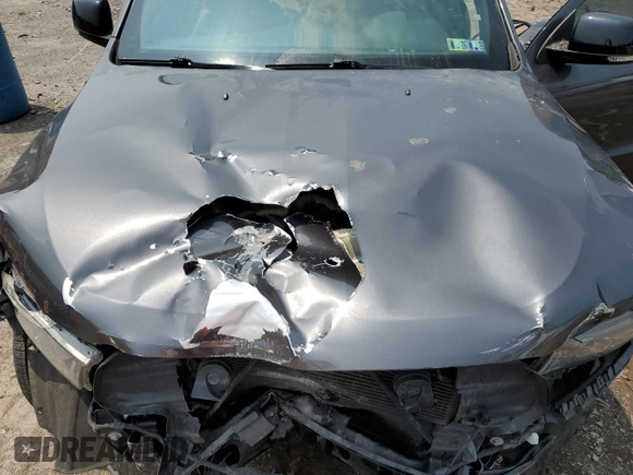 2017 Dodge Durango R/T with VIN 1C4SDJCTXHC677558, listed as a Copart auction lot 60278515 with 47,323 mi miles and Salvage title. Bid and sale history available at DreamBid. Image 12.