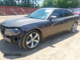 2017 Dodge Charger R/T z VIN 2C3CDXCT7HH510227, wystawiony jako IAAI lot #42304472 z przebiegiem 196 490 mil mil oraz . Historia ofert i sprzedaży dostępna na DreamBid. Obrazek 18.