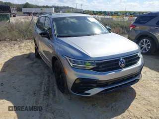 2022 Volkswagen Tiguan SE R-Line Black с VIN 3VV8B7AX3NM168318, выставлен на аукционе IAAI как лот 41530361 с пробегом 31 226 миль миль и . История ставок и продаж доступна на DreamBid. Изображение 1.