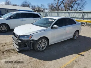 2016 Volkswagen Jetta Sedan 1.8T SEL with VIN 3VWL17AJ5GM205635, listed as a Copart auction lot 44883584 with 129,524 mi miles and Salvage Title. Bid and sale history available at carsss.com. Image 1.