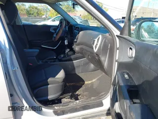 2020 Kia Soul LX with VIN KNDJ23AU3L7728442, listed as a IAAI auction lot 40602922 with 65,034 mi miles. Bid and sale history available at carsss.com. Image 5.