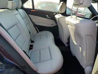 2016 Mercedes-Benz E 350 Luxury z VIN WDDHF8JB5GB203471, wystawiony jako Copart lot #56879695 z przebiegiem 70 983 mil mil oraz Szkoda całkowita • Salvage title. Historia ofert i sprzedaży dostępna na DreamBid. Obrazek 10.