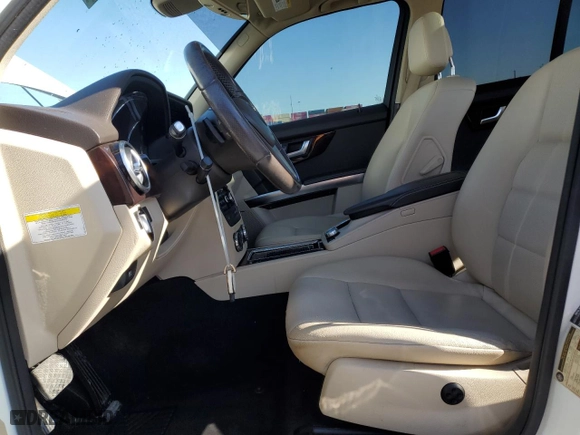 2013 Mercedes-Benz GLK-Class GLK 350 with VIN WDCGG8JB7DG042147, listed as a Copart auction lot 53252495 with 98,737 mi miles and Salvage Title. Bid and sale history available at carsss.com. Image 7.