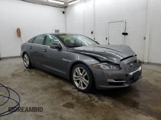 2016 Jaguar XJ Portfolio с VIN SAJWJ2GD5G8V94965, выставлен на аукционе Copart как лот 75716224 с пробегом 85 691 миль миль и Списание • Salvage title. История ставок и продаж доступна на DreamBid. Изображение 4.