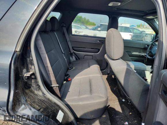 2012 Ford Escape XLT с VIN 1FMCU9DG4CKB47746, выставлен на аукционе Copart как лот 63258185 с пробегом 221 586 миль миль и Чистый • Clean title. История ставок и продаж доступна на DreamBid. Изображение 11.