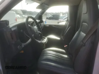 2015 GMC Savana Commercial with VIN 1GDY72CF3F1906765, listed as a Copart auction lot 88548995 with 136,840 mi miles and Salvage Title. Bid and sale history available at carsss.com. Image 7.