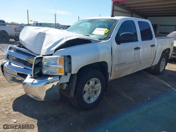 2012 Chevrolet Silverado 1500 LT with VIN 1GCPKSE73CF181350, listed as a IAAI auction lot 41656231 with 131,322 mi miles. Bid and sale history available at carsss.com. Image 2.