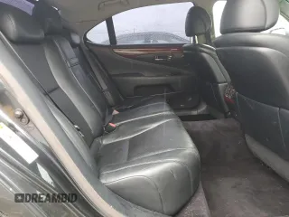 2007 Lexus LS 460 L z VIN JTHGL46F175016938, wystawiony jako Copart lot #56561085 z przebiegiem Nie podano mil oraz Tytuł czysty. Historia ofert i sprzedaży dostępna na DreamBid. Obrazek 10.