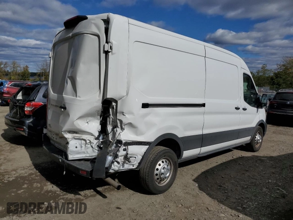 2023 Ford Transit Cargo с VIN 1FTBR2CG6PKA87002, выставлен на аукционе Copart как лот 75418304 с пробегом 24 240 миль миль и Списание • Salvage title. История ставок и продаж доступна на DreamBid. Изображение 3.