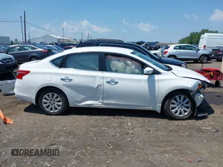 2017 Nissan Sentra S с VIN 3N1AB7AP2HY331301, выставлен на аукционе IAAI как лот 42651668 с пробегом 99 105 миль миль и . История ставок и продаж доступна на DreamBid. Изображение 14.