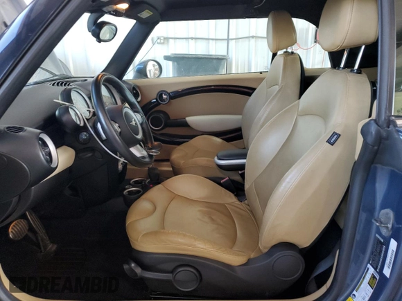 2010 MINI Convertible S with VIN WMWMS3C5XATY08714, listed as a Copart auction lot 66751035 with 72,747 mi miles and Clean title. Bid and sale history available at DreamBid. Image 7.