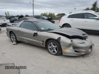 1999 Pontiac Firebird Formula with VIN 2G2FV22G7X2205961, listed as a Copart auction lot 75607124 with 199,676 mi miles and Clean title. Bid and sale history available at DreamBid. Image 4.