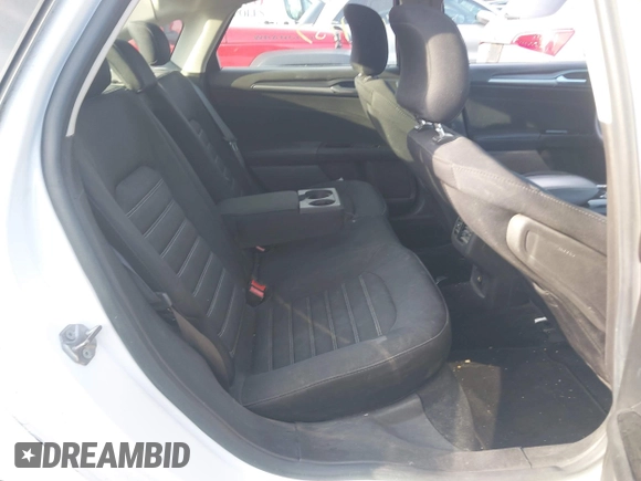 2015 Ford Fusion SE with VIN 3FA6P0H71FR236064, listed as a IAAI auction lot 40731737 with 220,120 mi miles and . Bid and sale history available at carsss.com. Image 8.