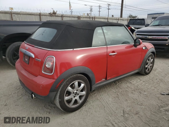 2010 MINI Convertible с VIN WMWMR3C56ATU97164, выставлен на аукционе Copart как лот 83908904 с пробегом 153 936 миль миль и Списание • Salvage title. История ставок и продаж доступна на DreamBid. Изображение 3.