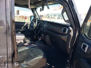 2018 Jeep Wrangler Unlimited Rubicon z VIN 1C4HJXFGXJW108766, wystawiony jako IAAI lot #41846062 z przebiegiem 96 791 mil mil oraz . Historia ofert i sprzedaży dostępna na DreamBid. Obrazek 5.
