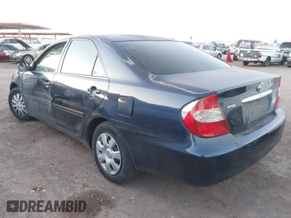 2004 Toyota Camry LE with VIN 4T1BE32K54U260916, listed as a IAAI auction lot 42052542 with 260,721 mi miles and . Bid and sale history available at carsss.com. Image 3.