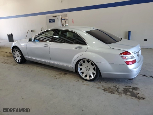 2008 Mercedes-Benz S-Class 5.5L V8 with VIN WDDNG71X88A179874, listed as a Copart auction lot 50238135 with 103,788 mi miles and Salvage Title. Bid and sale history available at carsss.com. Image 2.