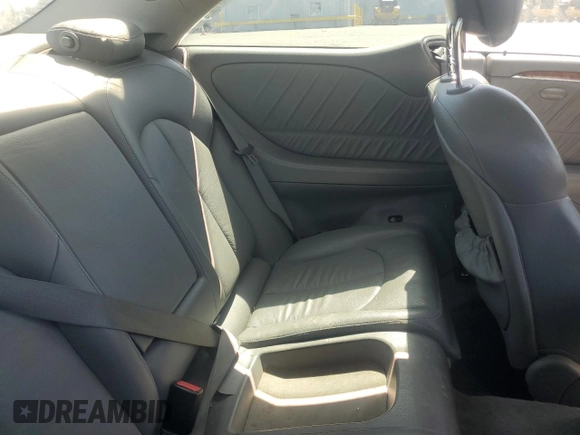 2007 Mercedes-Benz CLK 350 with VIN WDBTJ56H37F213230, listed as a Copart auction lot 51383705 with 172,498 mi miles and Clean title. Bid and sale history available at DreamBid. Image 10.