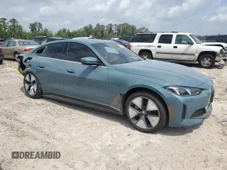 2025 BMW i4 eDrive40 z VIN WBY23HD06SFT99682, wystawiony jako Copart lot #55435735 z przebiegiem 3431 mil mil oraz Szkody całkowita. Historia ofert i sprzedaży dostępna na DreamBid. Obrazek 4.