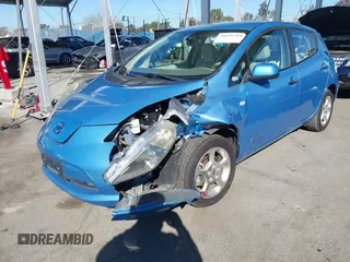 2011 Nissan LEAF SL-e with VIN JN1AZ0CP5BT007243, listed as a IAAI auction lot 41656364 with 36,042 mi miles. Bid and sale history available at carsss.com. Image 17.