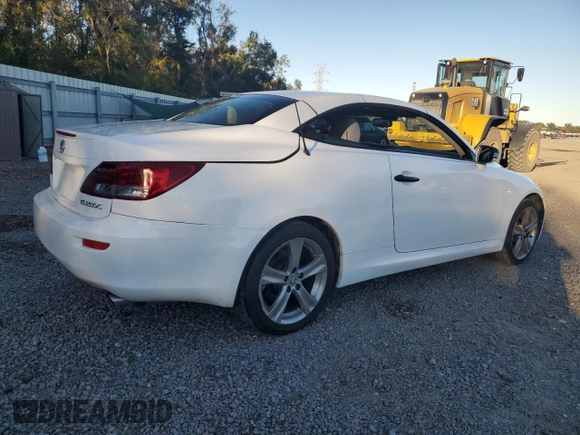 2013 Lexus IS 250 C with VIN JTHFF2C26D2527499, listed as a Copart auction lot 81529634 with 70,695 mi miles and Salvage title. Bid and sale history available at DreamBid. Image 3.