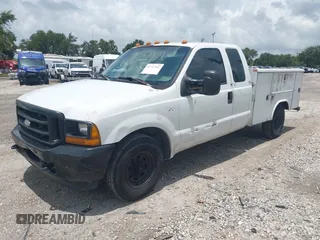 2001 Ford F-250 XL with VIN 3FTNX20L71MA26777, listed as a IAAI auction lot 42712362 with 318,429 mi miles and . Bid and sale history available at DreamBid. Image 2.