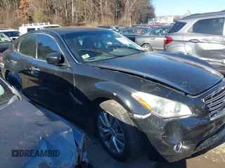 2013 Infiniti M with VIN JN1BY1AR3DM604485, listed as a IAAI auction lot 41296739 with 60,516 mi miles. Bid and sale history available at carsss.com. Image 13.
