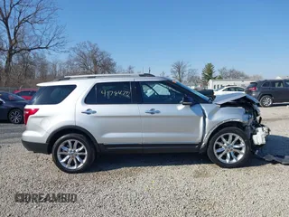 2011 Ford Explorer XLT with VIN 1FMHK8D85BGA21377, listed as a IAAI auction lot 41784792 with 192,114 mi miles and . Bid and sale history available at carsss.com. Image 14.