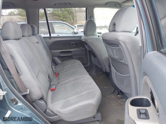 2008 Honda Pilot SE with VIN 5FNYF183X8B027175, listed as a IAAI auction lot 41892506 with 227,411 mi miles. Bid and sale history available at carsss.com. Image 8.